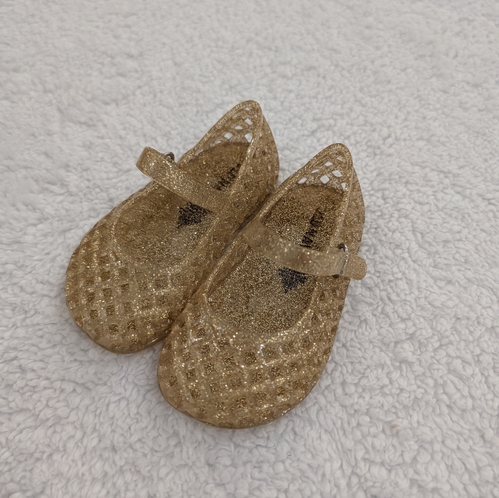 Kids shoes 2 for $10